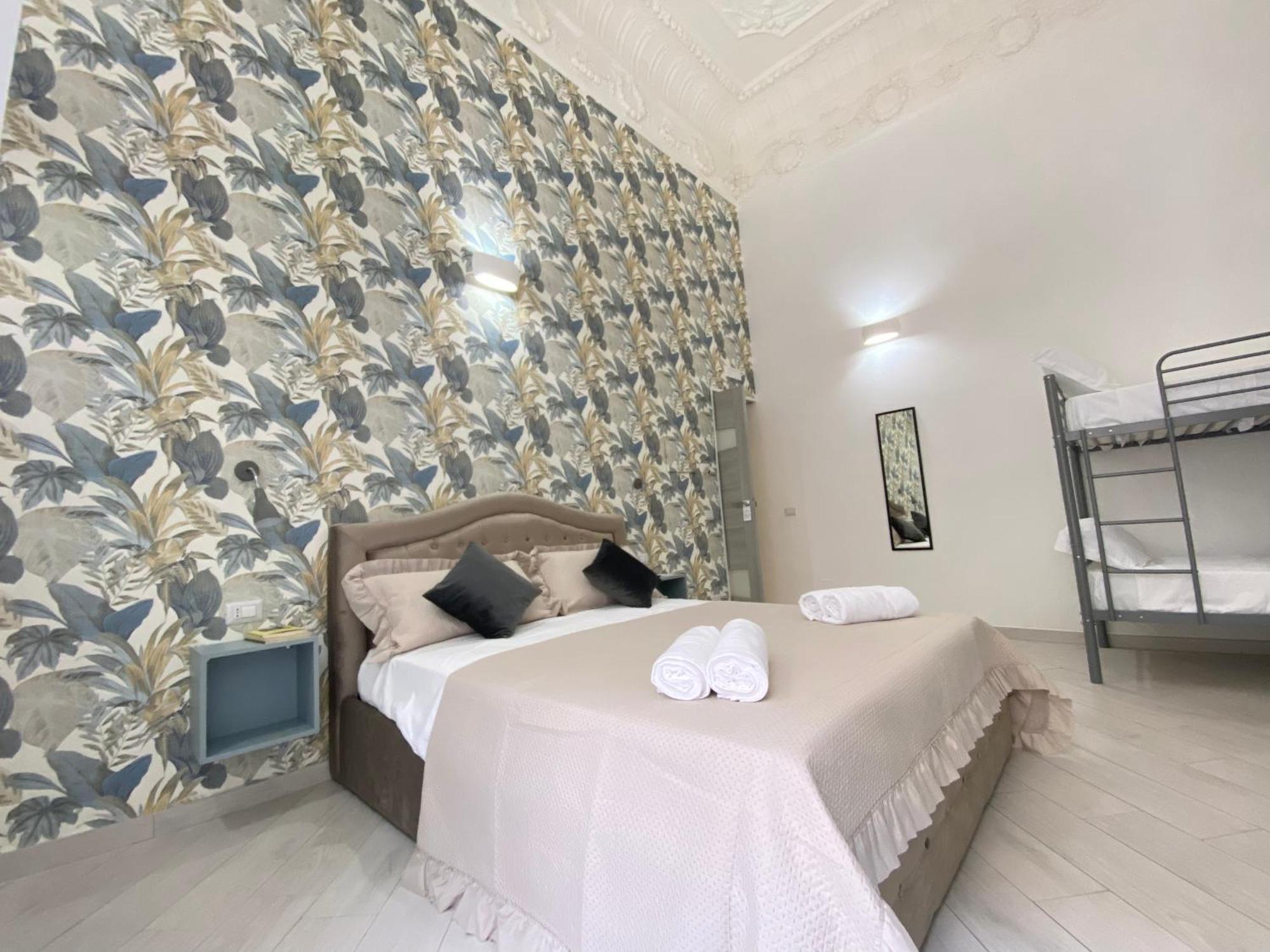 Ludben Dante Hotel เนเปิลส์ ภายนอก รูปภาพ